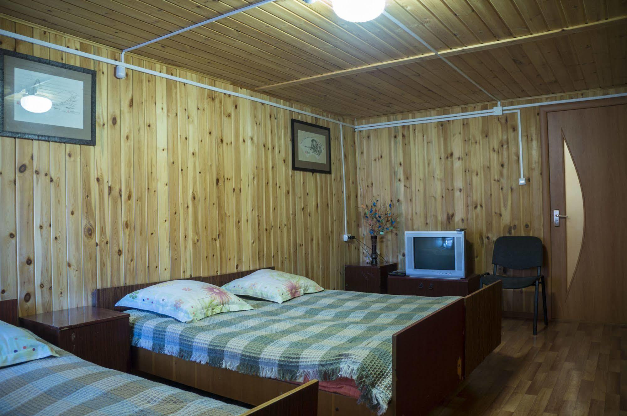 Guest House Baikal Yeti Utulik Bagian luar foto